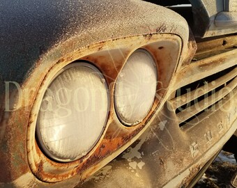 Fotografía de una camioneta Chevy clásica, con efecto de escarcha, ideal para decorar paredes (descarga digital).