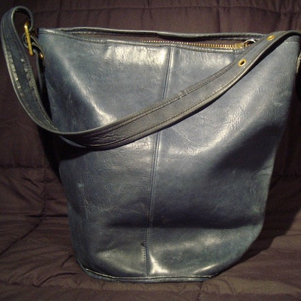 Vintage Coach NYC Shoulder Duffle Sack