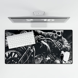 Tappetino da scrivania con motivo motociclista teschio, regali per amanti delle moto, illustrazione di moto, chopper, regalo di compleanno o di Natale, tappetino per mouse xxl