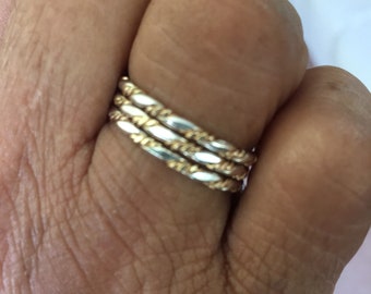 Mixed metal ring set