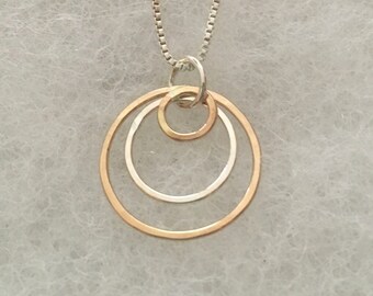 Mixed metal circle pendant with chain