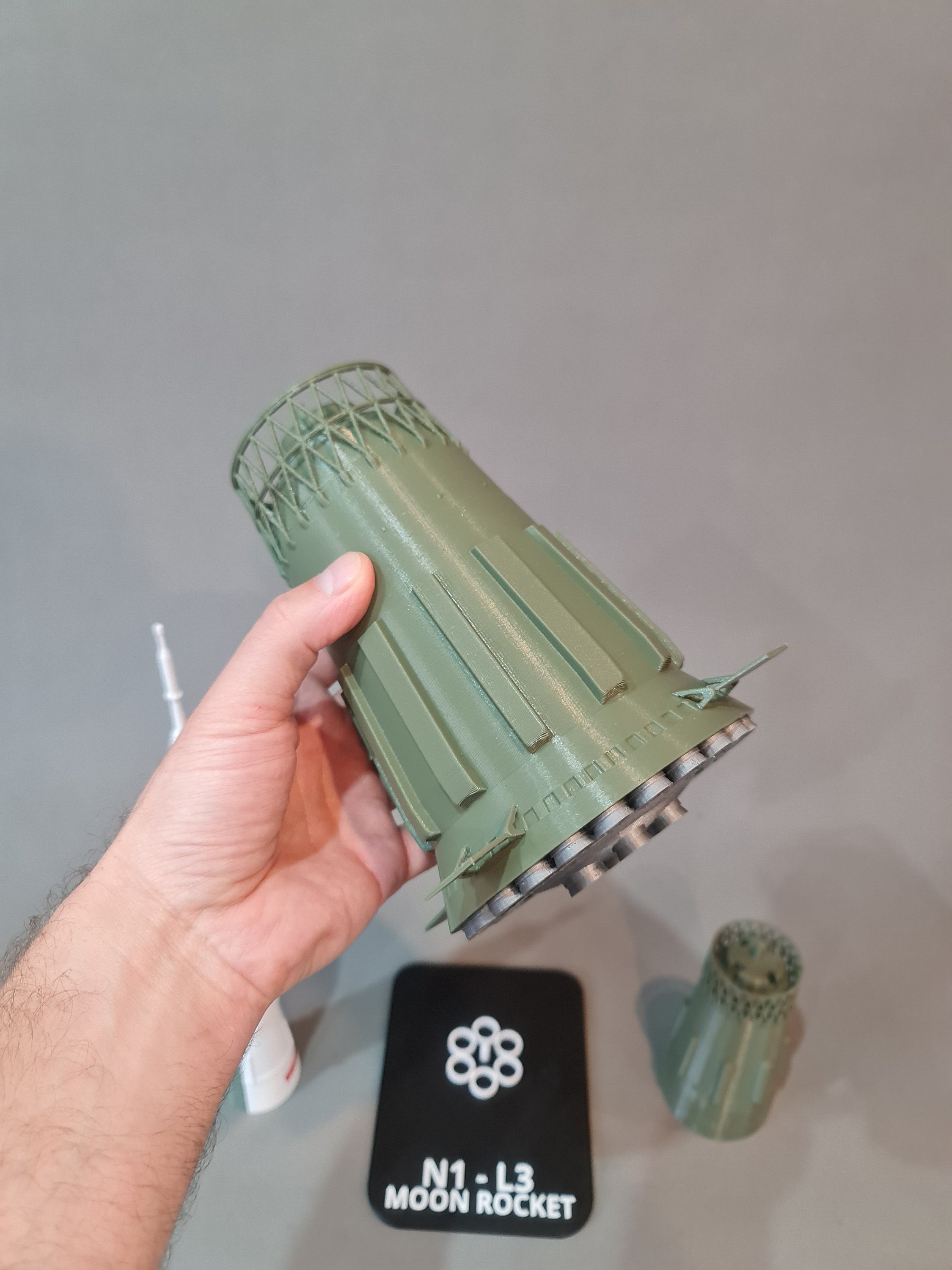 1/144 N1ロケット レジンキット ソ連 ロシア N1L3 N-1 NEW! Soviet N1 Moon Rocket Model - 1:144 Scale 730mm 29inch