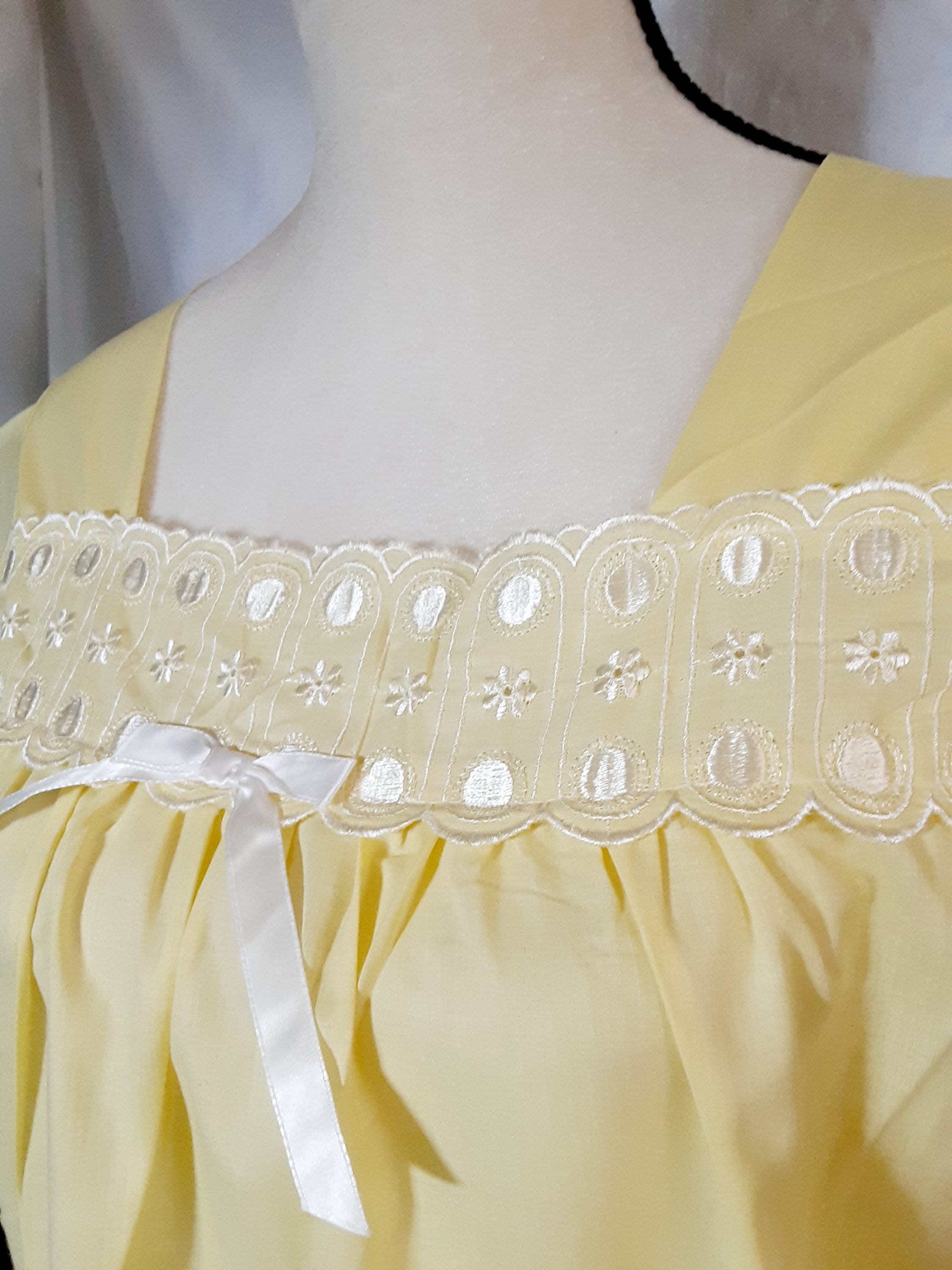 Vintage an Ideal Lady Nightgown Yellow Cotton New Medium Etsy