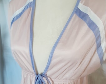 Vintage Superbrite by Bradley Nightgown Robe Medium Union Made Lingerie