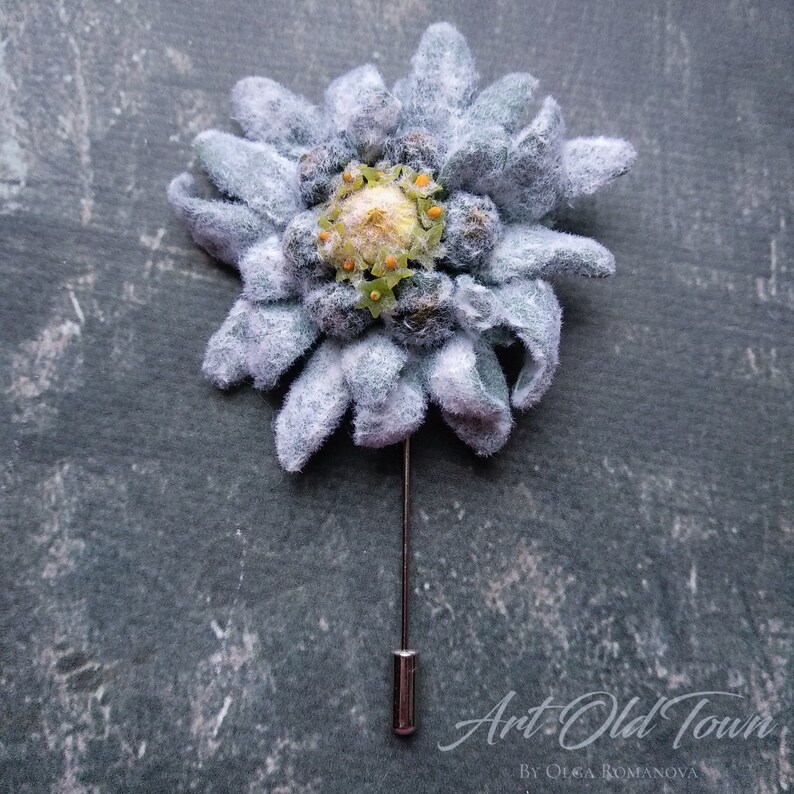 Edelweiss flower brooch Large flower brooch pin Boutonniere for men Wedding shawl brooch