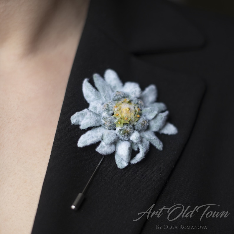 Edelweiss flower brooch Large flower brooch pin Boutonniere for men Wedding shawl brooch