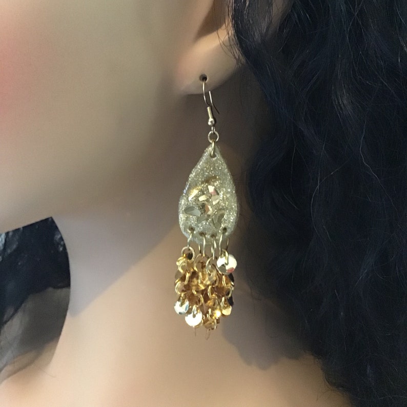 Orecchini Pendenti A Goccia In Pelle Con Paillettes Rosse: 1 Paio, Leggeri E Moda, Gioielli Donna Per Festa E Compleanno
