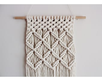Macrame wall hanging | Handmade | 4mm cotton rope | Raw cotton | Boho decor | Boho home | Home Decor | Lenght 80cm