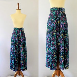 1990s Vintage High-Waisted Button-up Floral Skirt by Geiger