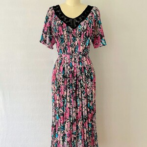 Vintage Floral Dress image 2