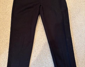 Vintage Jones New York Stretch Black Ladies Trousers or Pants.  Size 10.