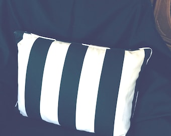Roupa de cama vintage Ralph Lauren Charleston - Almofada decorativa listrada em preto e branco. Por volta da década de 1990.