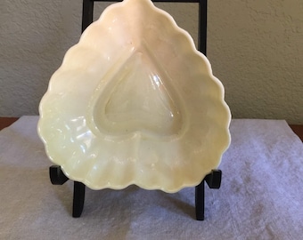 Vintage  Irish Belleek Porcelain Heart Shaped Candy, Sauce, or Trinket Dish, 6th Mark, Circa 1970's