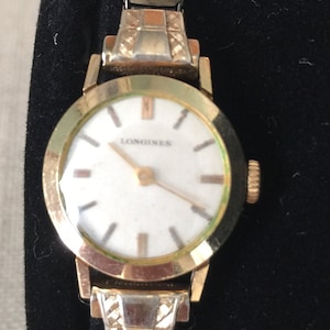 Vintage 1940s Longines Ladies 10K Gold Filled Watch and Band, Mechanical Wind up Style.