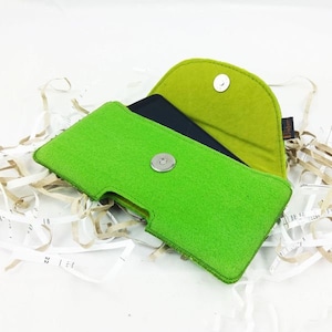 5.0-6.4 horizontal front pocket bag made of felt belt pouch for mobile phone cover bag green light image 4