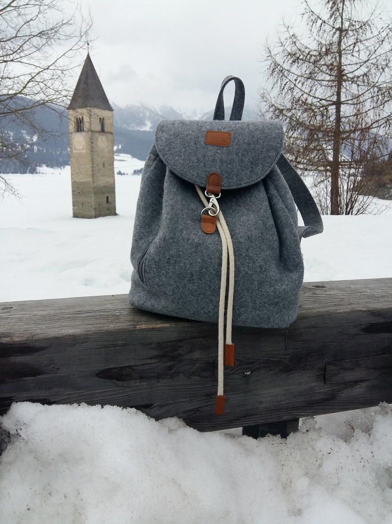 Felt backpack bag Backpack made of felt unisex handmade, grey image 2