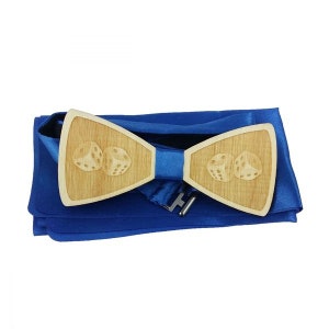 Play Bow bow fly wooden fly men fly Poker Blue