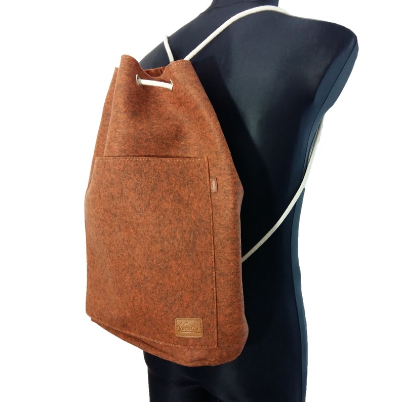 Duffel bag backpack for sport bag made of felt, orange image 7