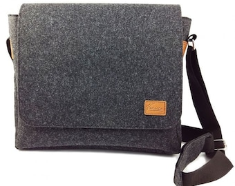 Men&#39;s Bag Crossbody Bag Shoulder Bag Felt Bag Felt and Leather also for MacBook / Surface / Laptop black