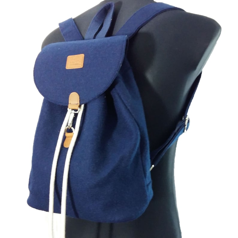 Venetto Backpack bag made of felt felt backpack unisex handmade, blue dark blue image 3