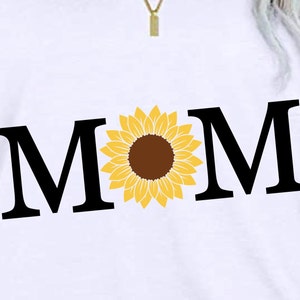 Mamma Girasole SVG PNG, Mamma vita Girasole Svg, Fiore Svg, Monogramma Svg, Momlife Girasole Svg, svg png eps dxf File per Cricut, Silhouette
