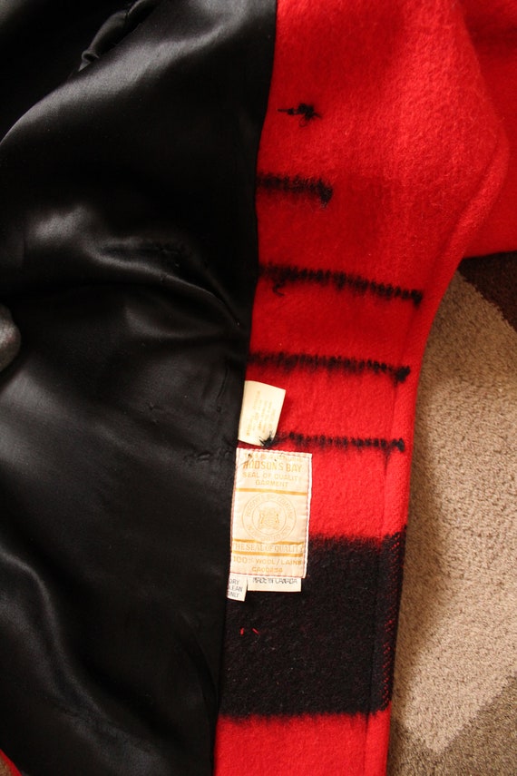 Vintage Authentic HUDSON'S BAY Red & Black Wool B… - image 8