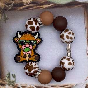 Highland Cow Cup Charm: Food-Grade Silicone Tumbler Accessory