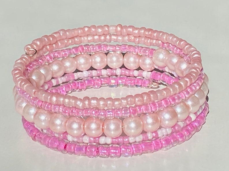 Pink Beaded Bracelet, Shades of Pink Memory Wire Bracelet, Seed Bead ...