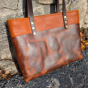 MEDIUM LARGE Two tone orange brown pull-up classic tote bag with Horween straps