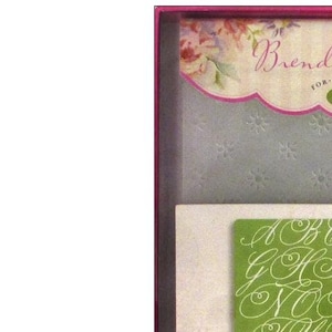 Sizzix Textured Impressions A6 Embossing Folders, Elegant Script and Petite Floral