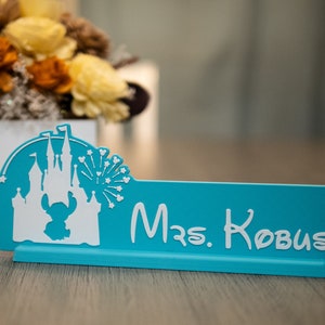 Personalized Disney Name Plate, Desk Name Plate, 3D Printed, Multi-Color, Gift for Mom, Gift for Co-Worker, Gift for Dad, Gift for Teacher