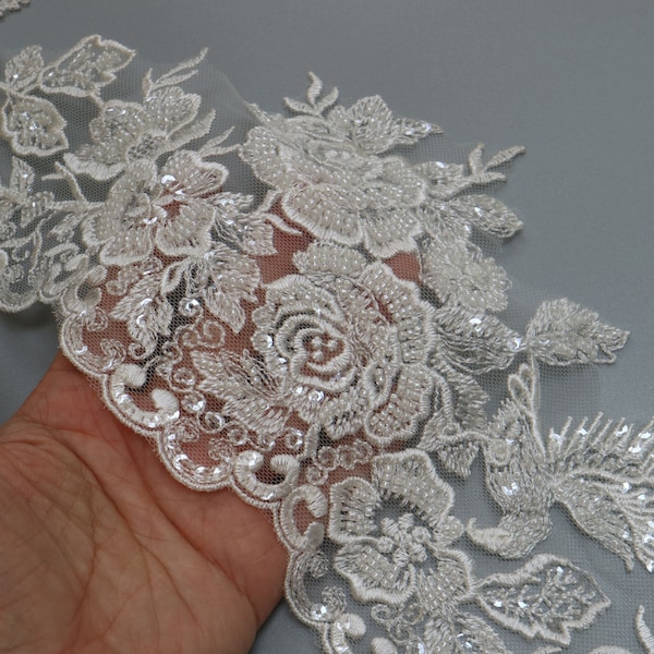 Halter Lace Appliques Sheath Wedding Dress