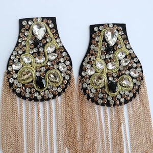 2pcs/set luxury tassel Beaded epaulette for clothes Punk Wind Coat Suit DIY Fashion Tassel Badge Epaulets Shoulder Patches appliques