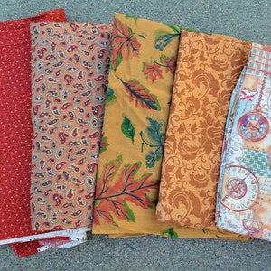 Fall Colors Vintage Fabric Bundle - Cotton Lot - Over 7 Yards - Mixed Colors - Tan - Brown - Red - Quilt - Sewing - Leaves - Clocks - Autumn