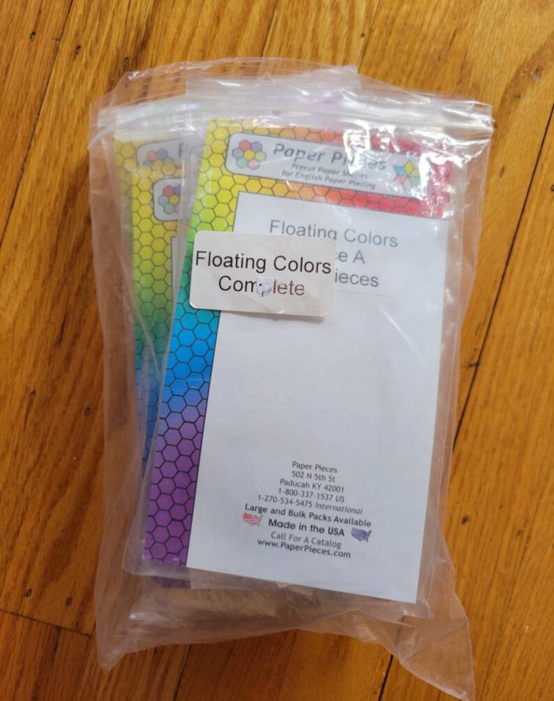 Paper Pieces Floating Colors Quilt Pattern - Precut Shapes - English ...