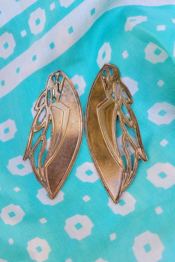 Vintage Black and Gold Metal Earrings - Large Sta… - image 6