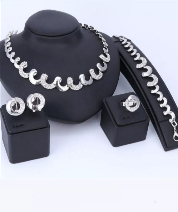 4-Pc.Twisted Chain Jewelry Set - image 1