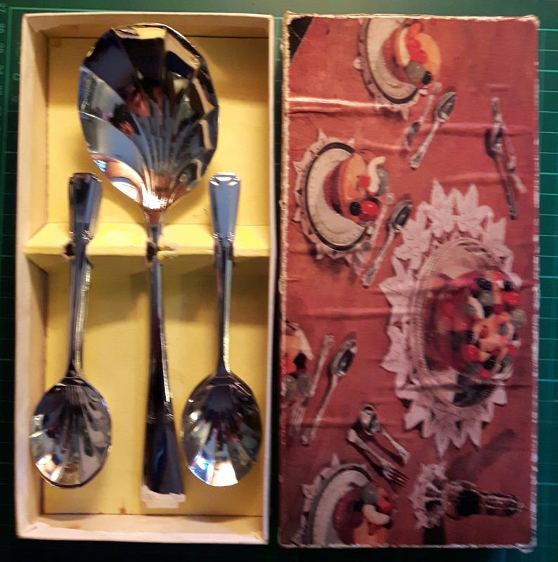 Chromium Plated Fruit Set Like new in Presentation Box