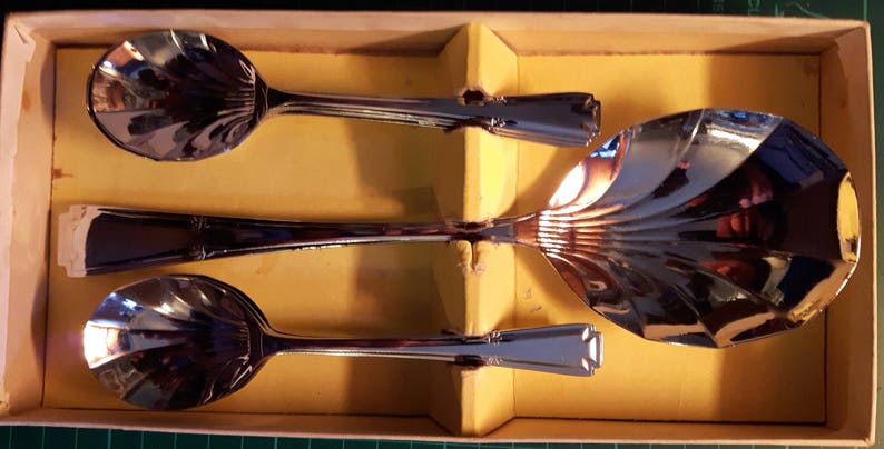 Chromium Plated Fruit Set Like new in Presentation Box