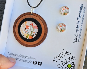 Groovy wooden, felt and glass retro floral pendant with matching earrings Solid Tasmanian myrtle necklace Groovy festival jewellery