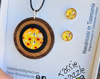 Groovy wooden, felt and glass retro floral pendant with matching earrings Solid Tasmanian blackwood necklace Groovy festival jewellery