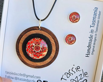 Groovy wooden, felt and glass retro mandala pendant with matching earrings Solid Tasmanian blackwood red necklace Groovy festival jewellery