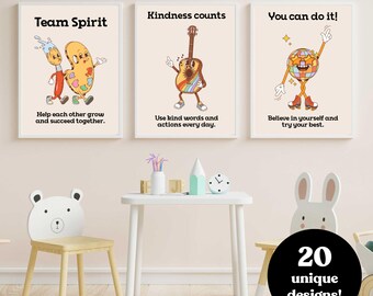 Peut inclure: Trois affiches encadrées avec des messages inspirants. Les affiches présentent des personnages de dessins animés et les phrases "Team Spirit", "Kindness counts" et "You can do it!". Un cercle noir en bas à droite indique "20 unique designs!"