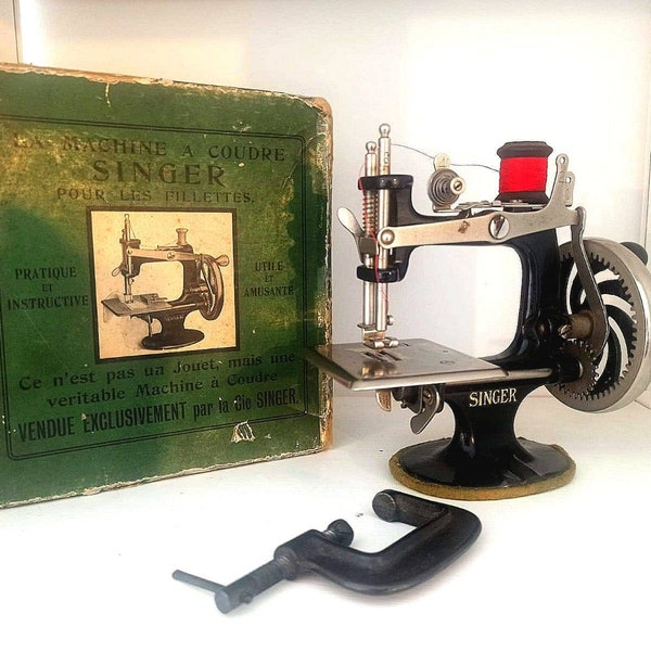 Antique Mini Singer Sewing Machine Etsy