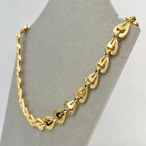 Collier chaîne à maillons coeur de style brutaliste doré vintage des années 1970-1980