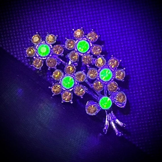Green Uranium Glass Crystal & Amber Glass Floral … - image 2