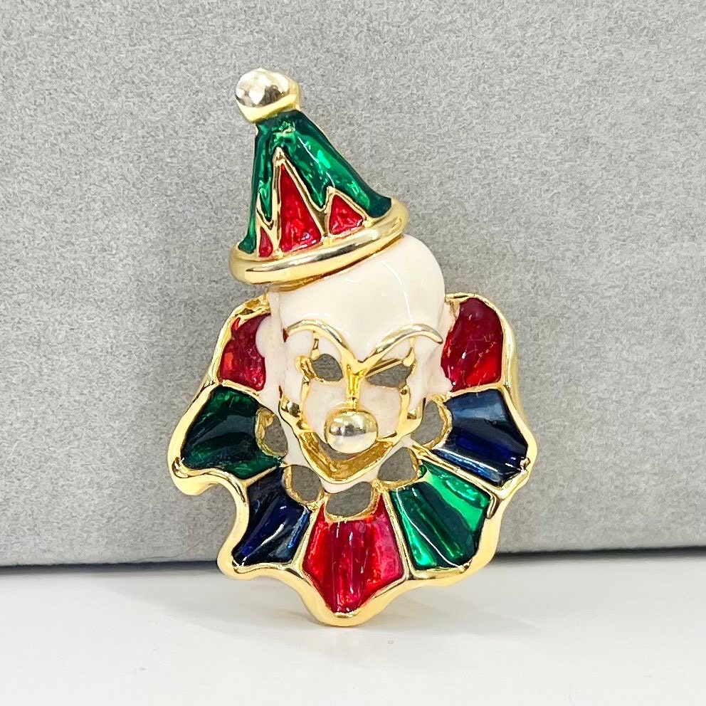 Broche Ancienne Tête De Clown émaillée Noir Et Rouge Sur Métal Doré – Occasion, Alliage, Vintage