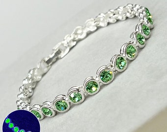 Vintage Green Uranium Glass Crystal Tennis Bracelet Silver Tone Metal UV Reactive Glow Jewellery