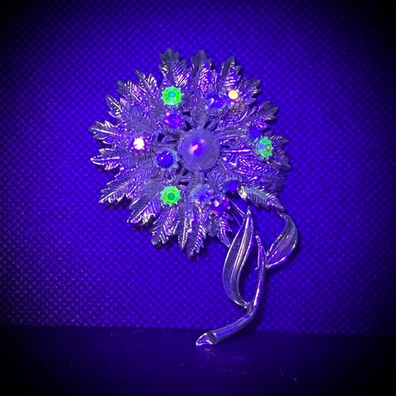 Multi Coloured Crystal Floral Daisy Brooch Gold T… - image 2