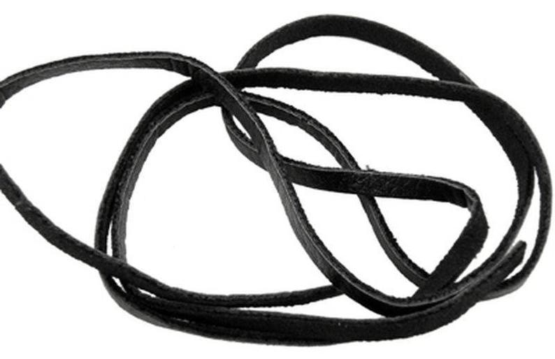 5 mm Flat cord imitation leather black 1 m